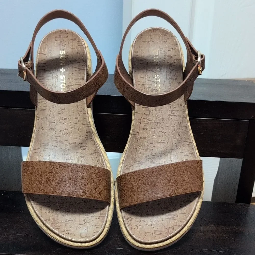 Sun + Stone Mattie Cognac Faux Leather Toe Band/AnkleStrap Buckle Sandals Sz 8M